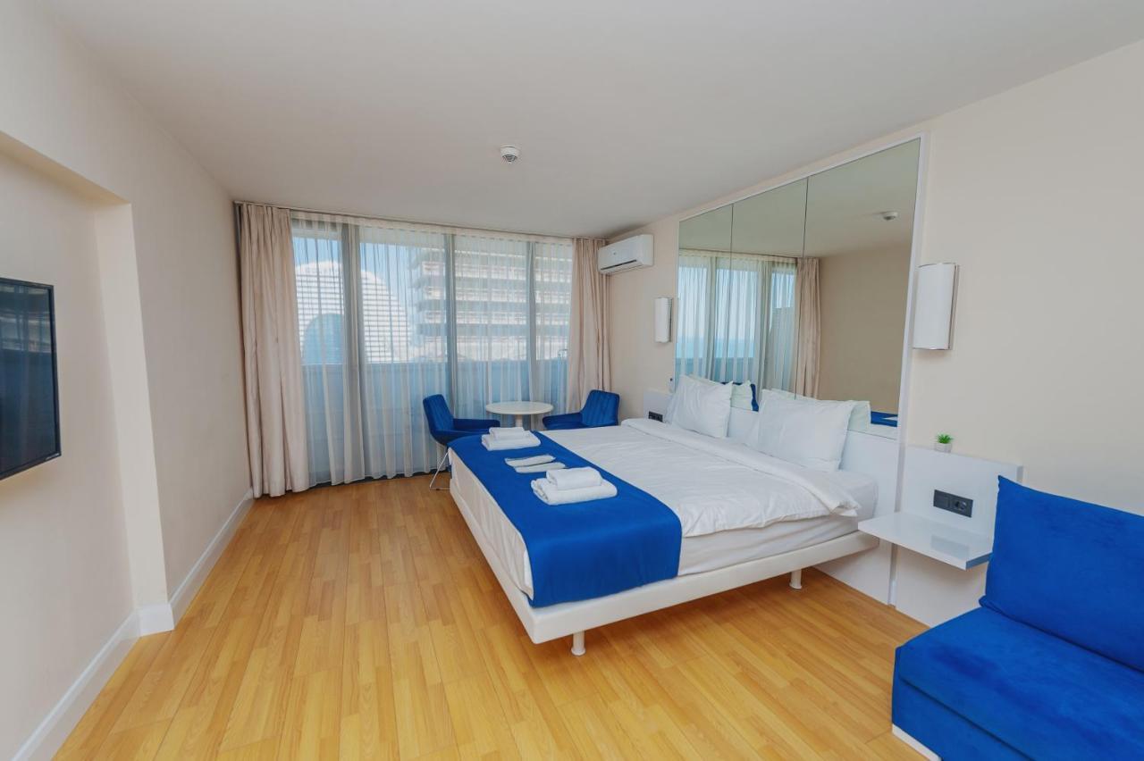 Orbi City Hub Apartments Batumi Exterior photo